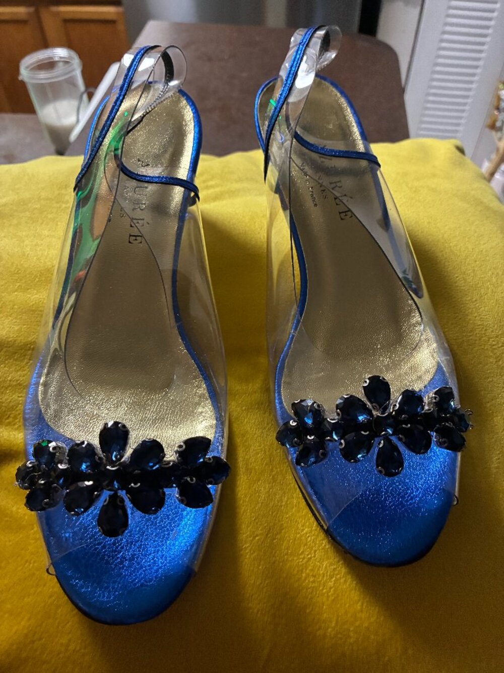 Azuree Marcel 96E Sombo Blue Gel Shoes Size 6 1/2